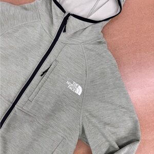 The North Face Light Green Fleece-Lined Zip-Up Jacket